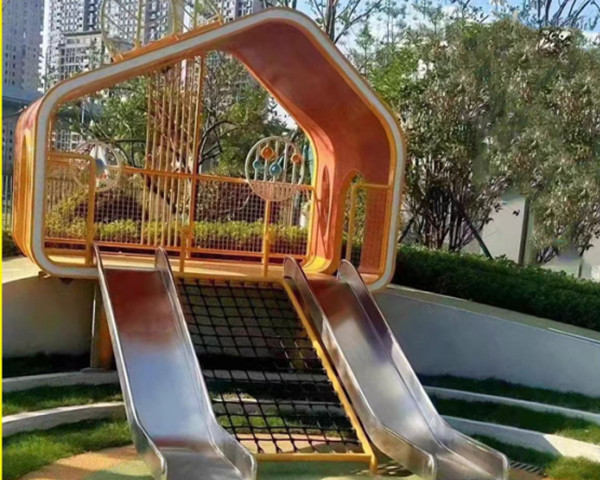 贵州安顺小区景观儿童滑滑梯