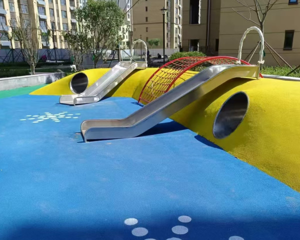 重庆大足区儿童钻筒+不锈钢滑梯