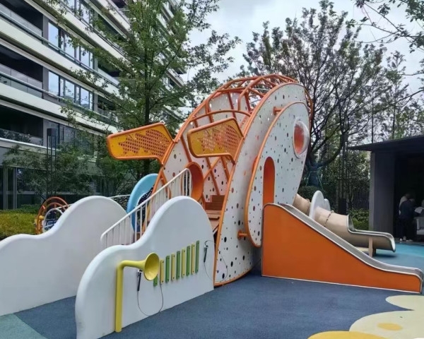 四川遂宁小区火箭造型儿童滑梯