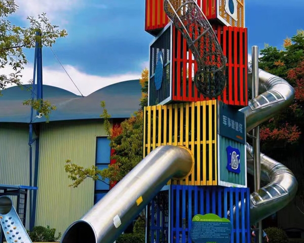 武汉小区方形叠加盒子造型儿童滑梯