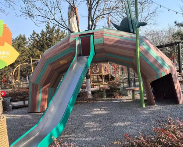云南儿童公园滑筒造型玩具-非标玩具
